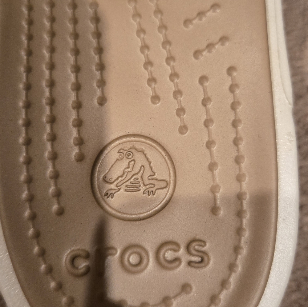 CROCS Open Toe Sanadals Sz 9 - Picture 3 of 4